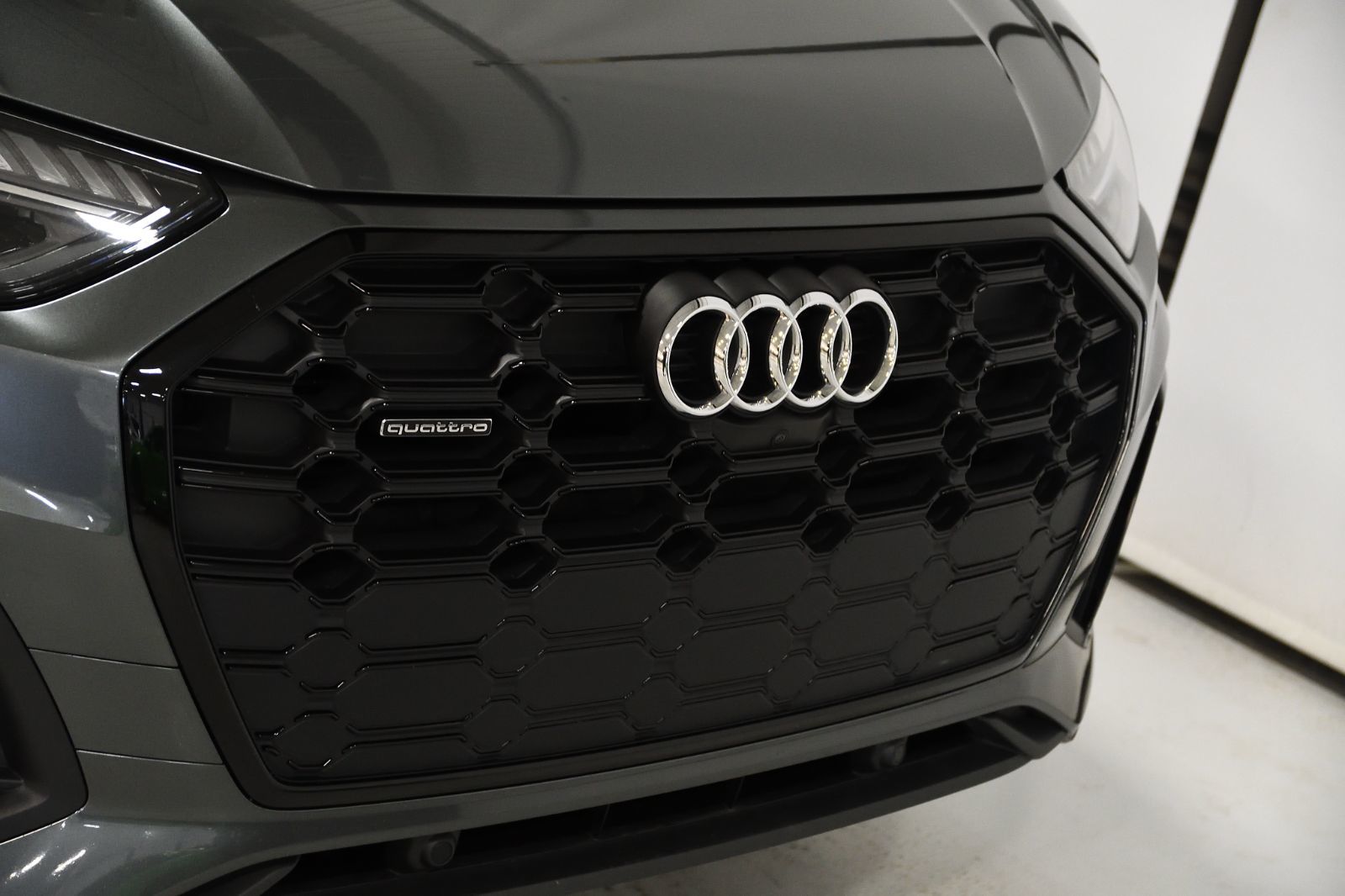 2022 Audi Q5 in St-Bruno, Quebec