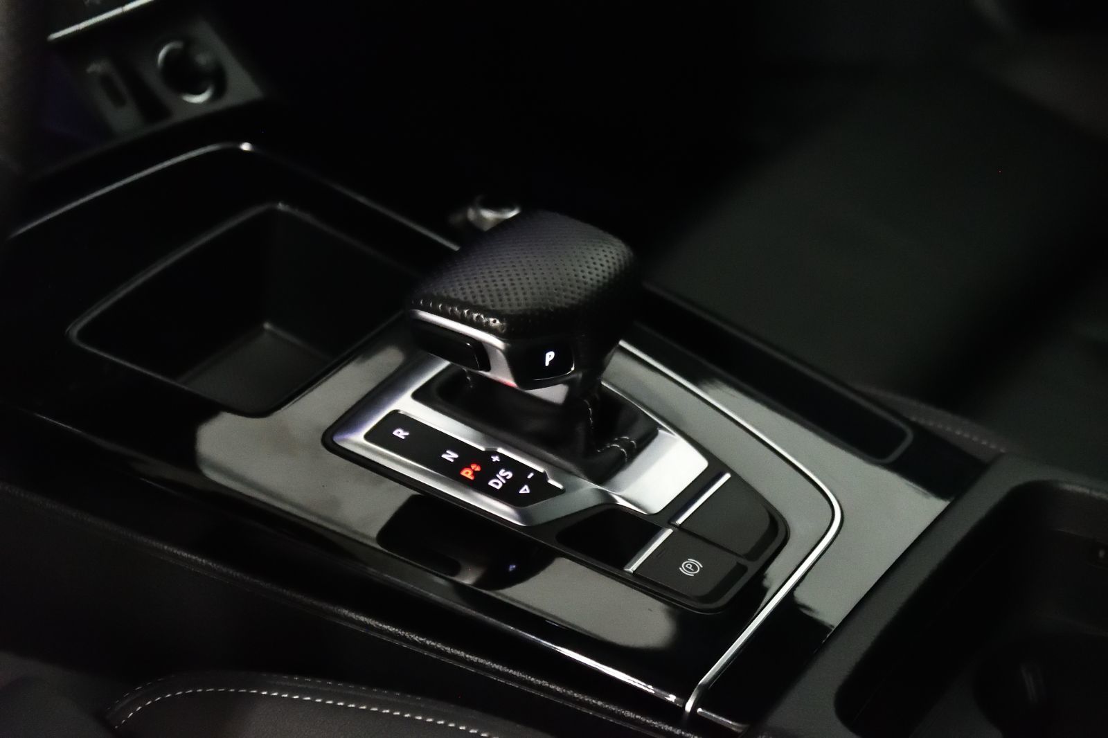 2022 Audi Q5 in St-Bruno, Quebec