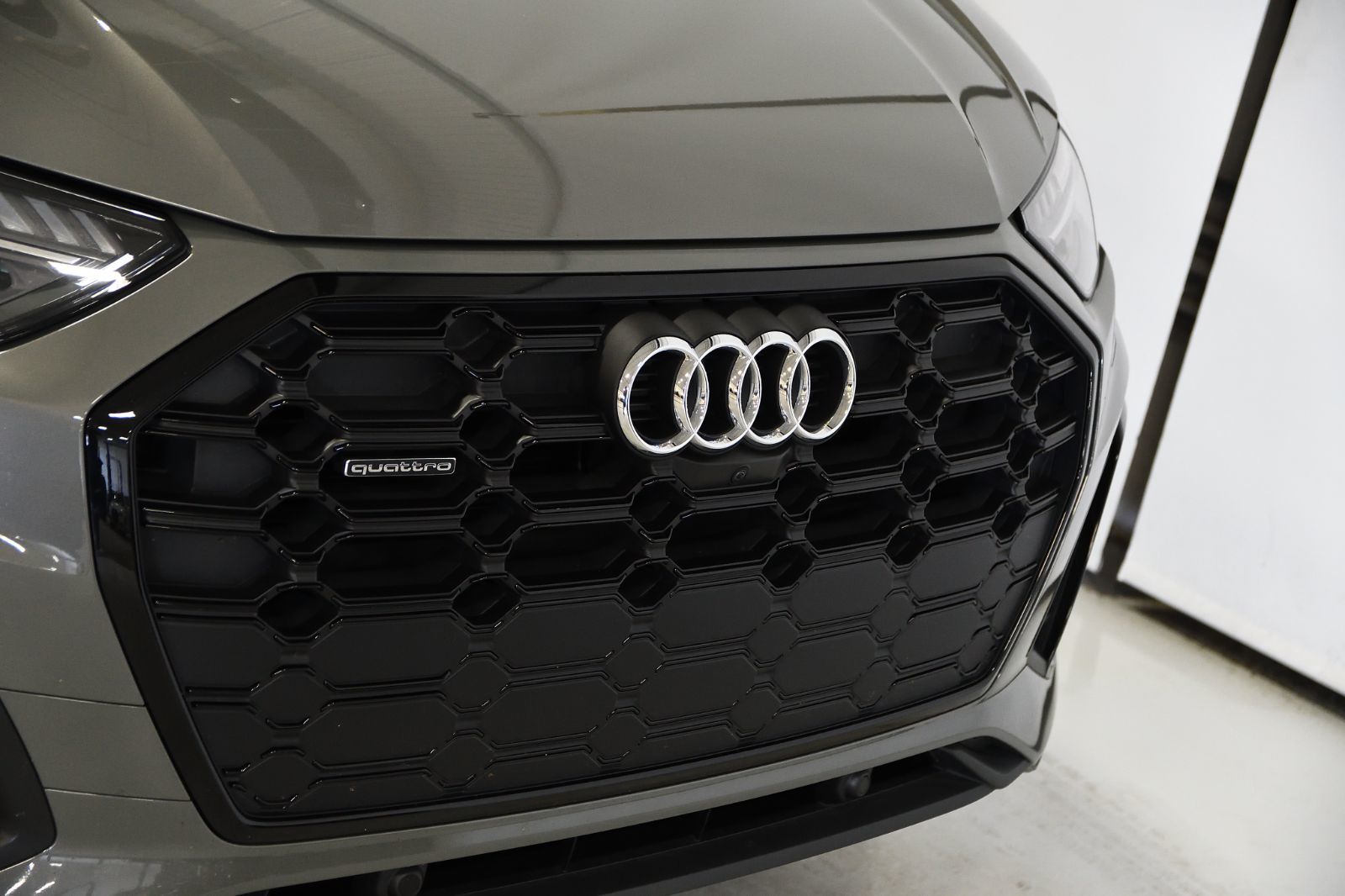 Audi Q5  2023 à St-Bruno, Québec