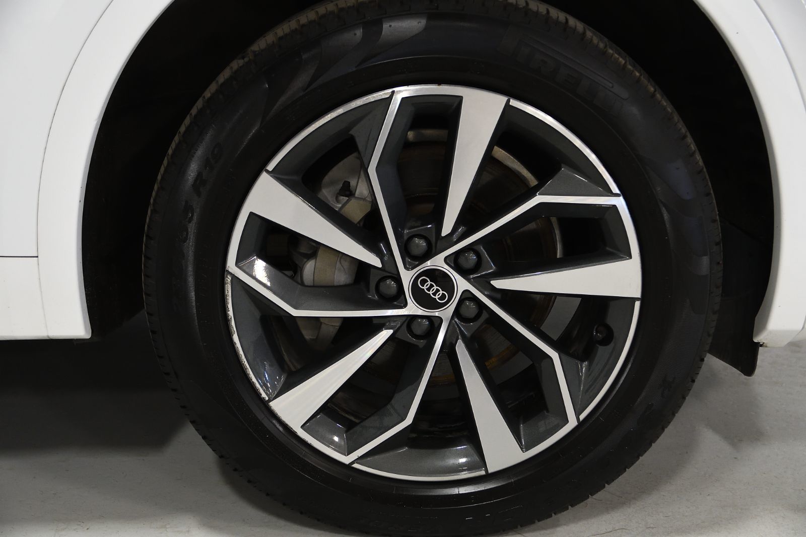 Audi Q5  2023 à St-Bruno, Québec