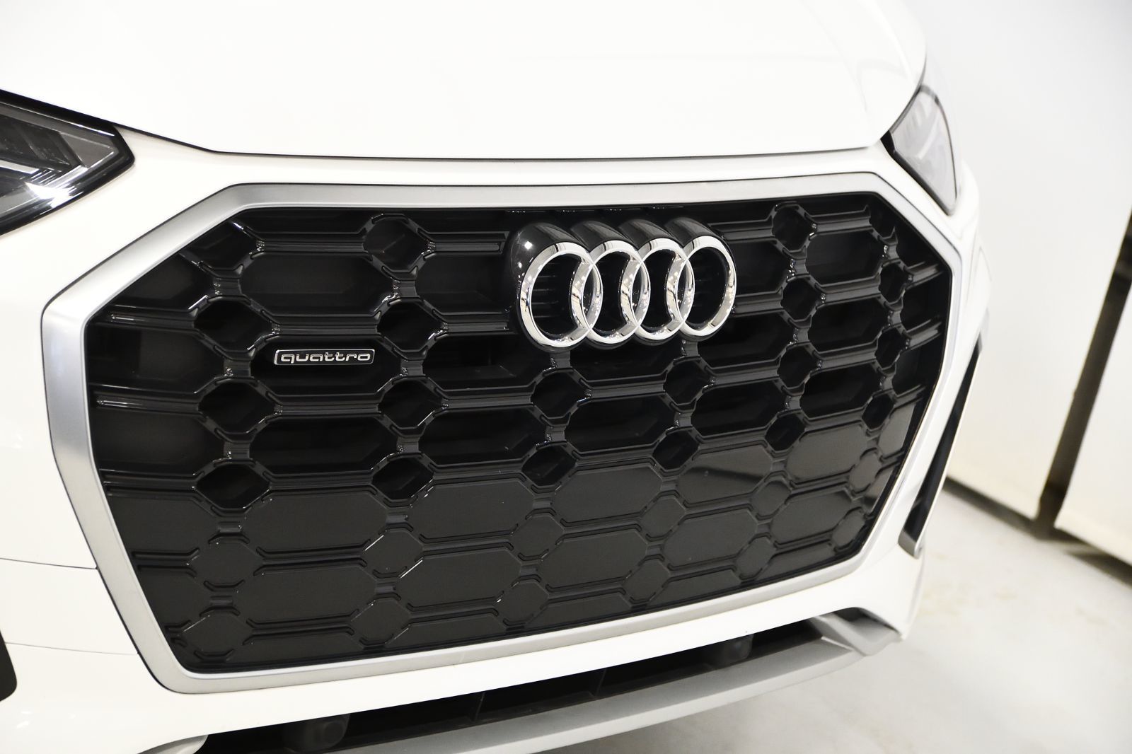 Audi Q5  2023 à St-Bruno, Québec