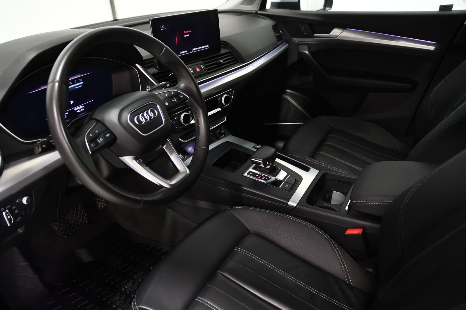 Audi Q5  2023 à St-Bruno, Québec