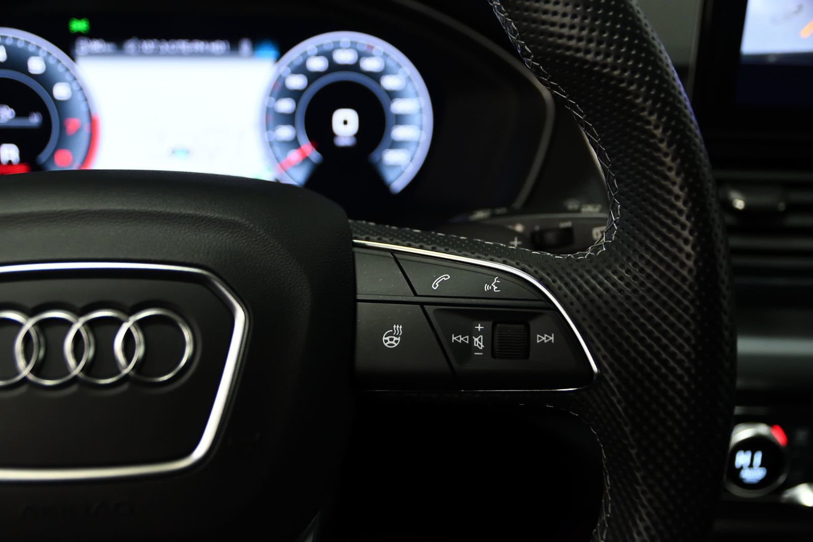 Audi Q5  2023 à St-Bruno, Québec