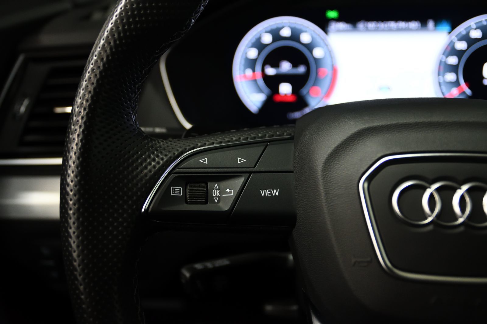 Audi Q5  2023 à St-Bruno, Québec