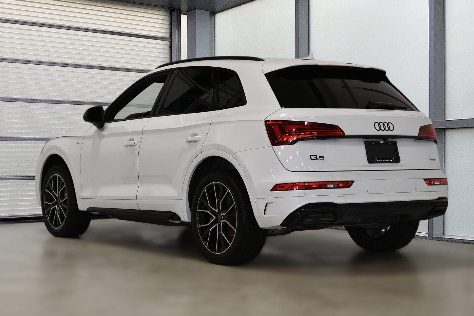 Audi Q5  2023 à St-Bruno, Québec