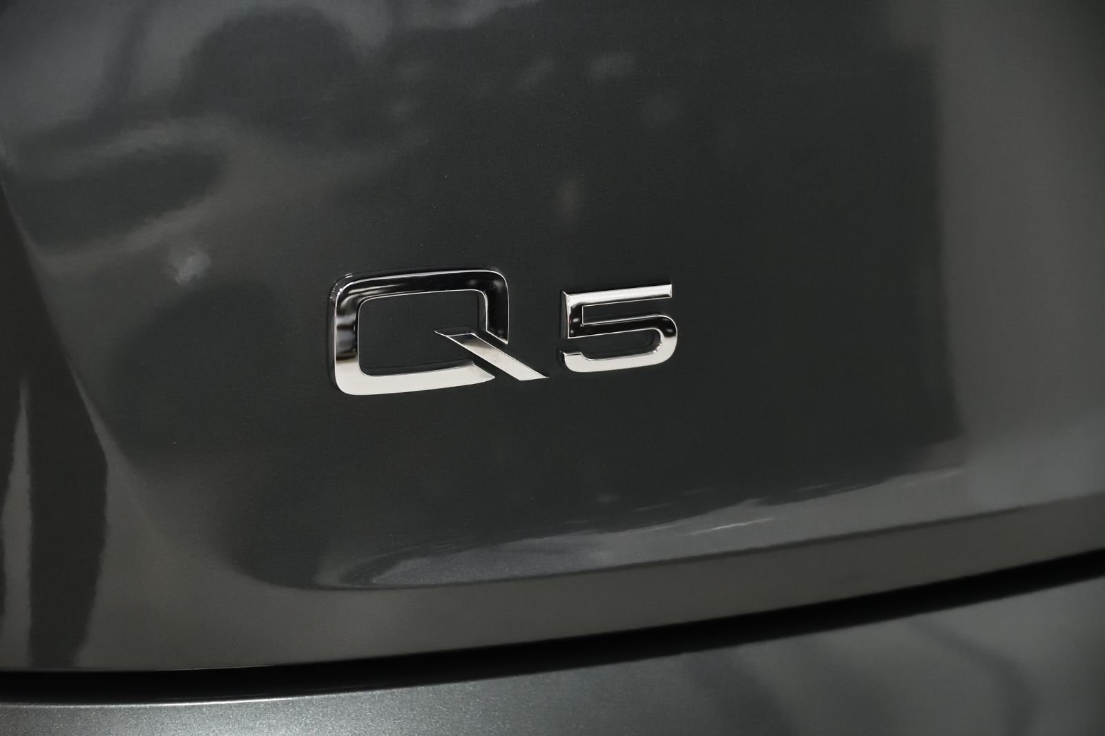 Audi Q5  2024 à St-Bruno, Québec