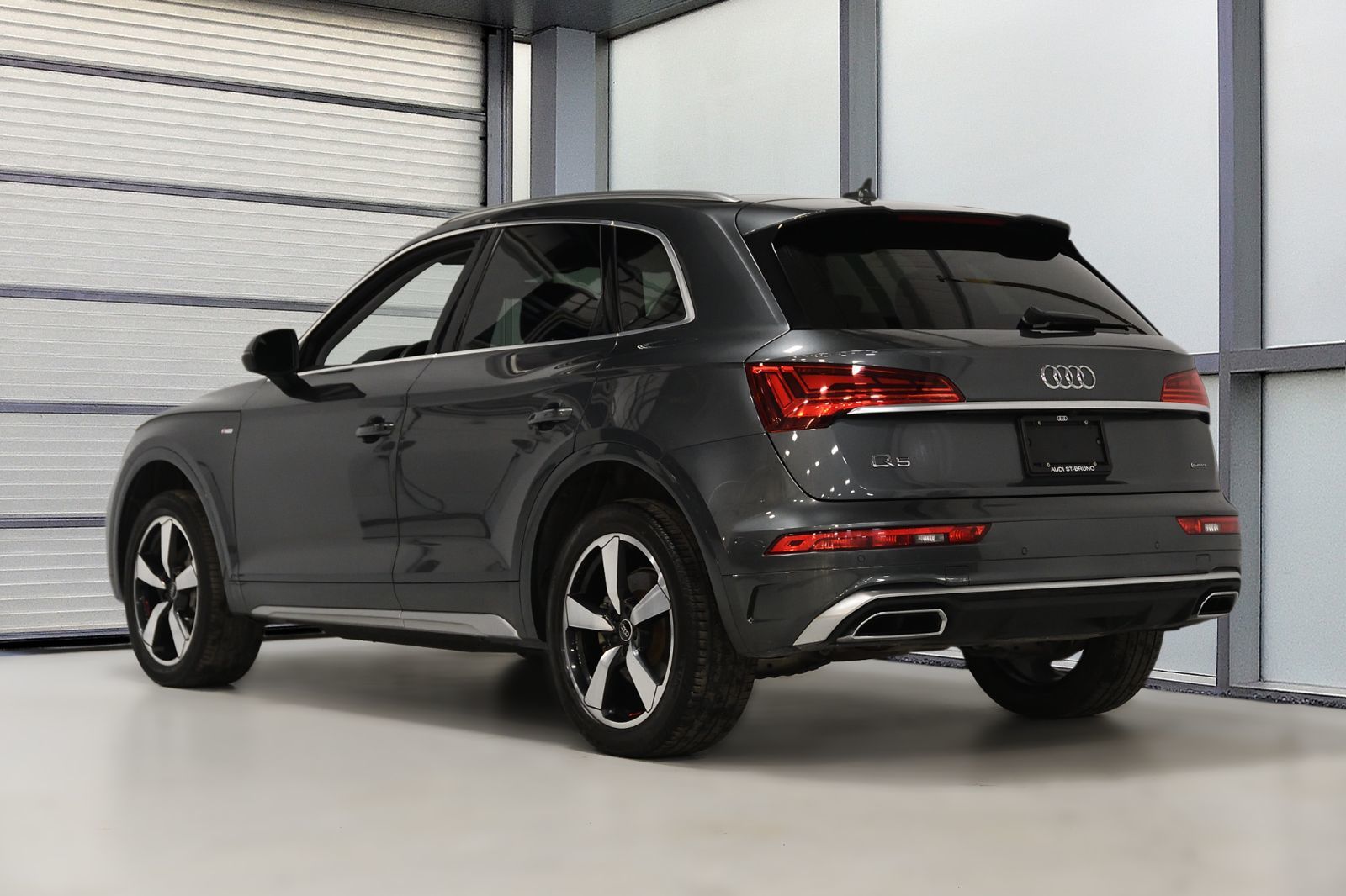 Audi Q5  2024 à St-Bruno, Québec