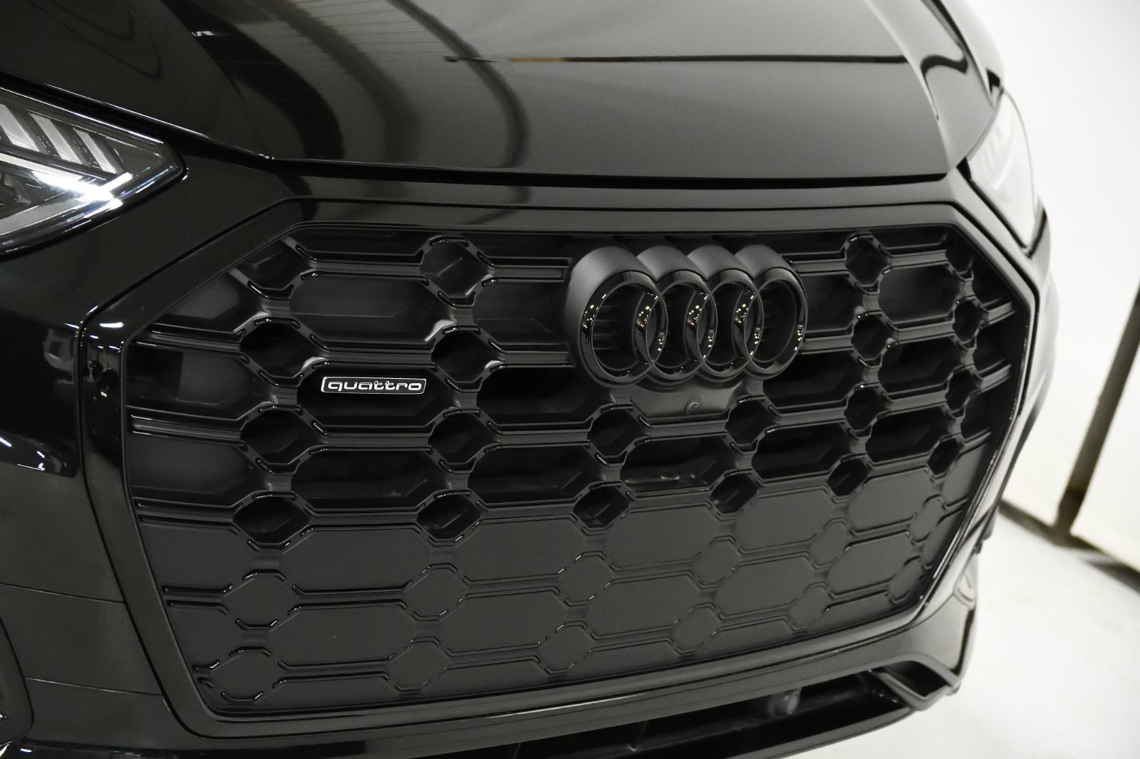 Audi Q5  2024 à St-Bruno, Québec