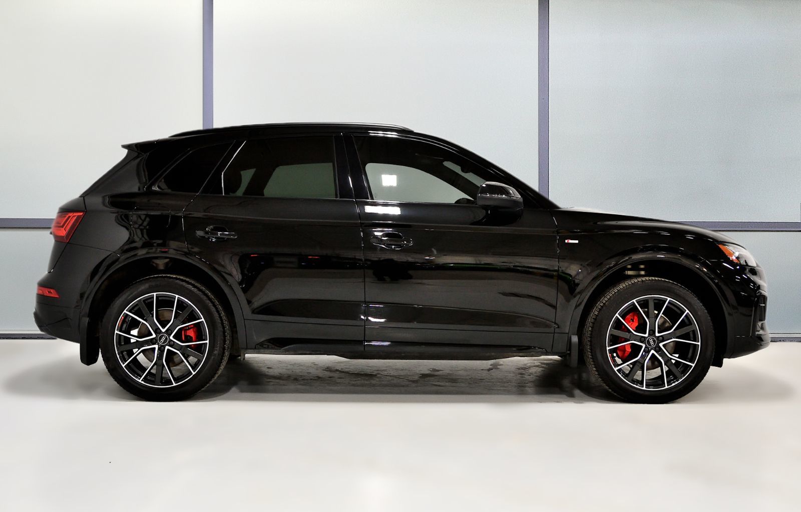 Audi Q5  2024 à St-Bruno, Québec