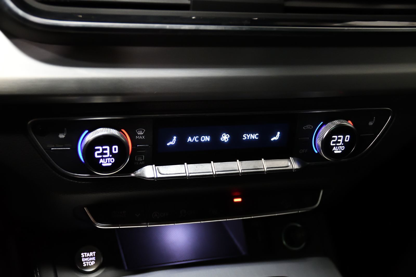 Audi Q5  2024 à St-Bruno, Québec