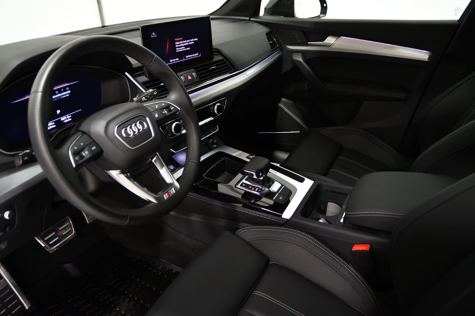 Audi Q5  2024 à St-Bruno, Québec