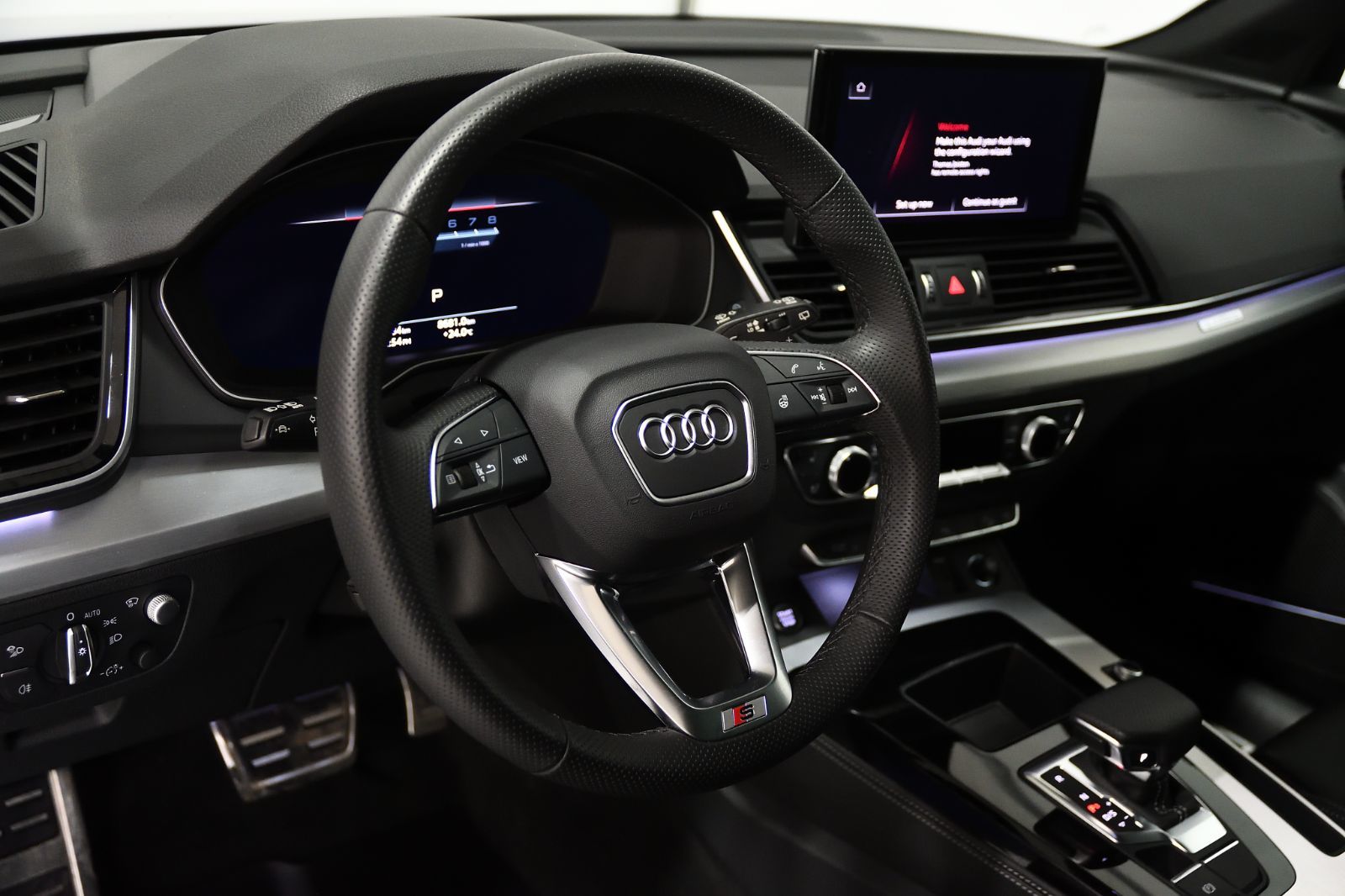 Audi Q5  2024 à St-Bruno, Québec