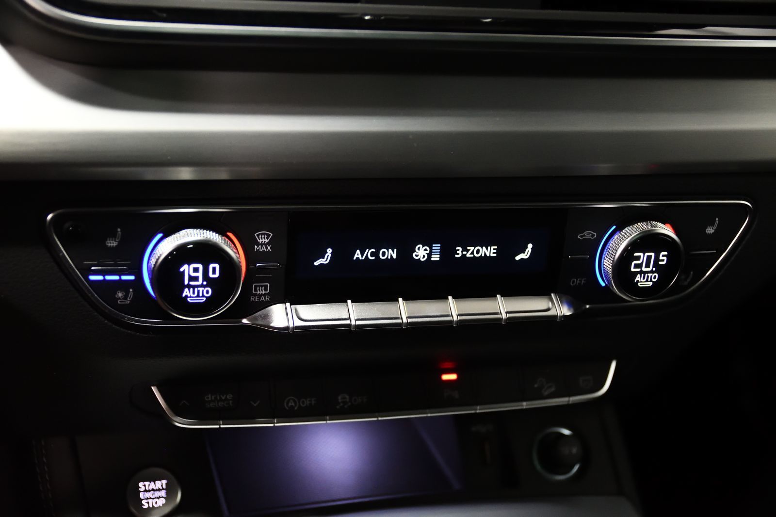 Audi Q5  2024 à St-Bruno, Québec