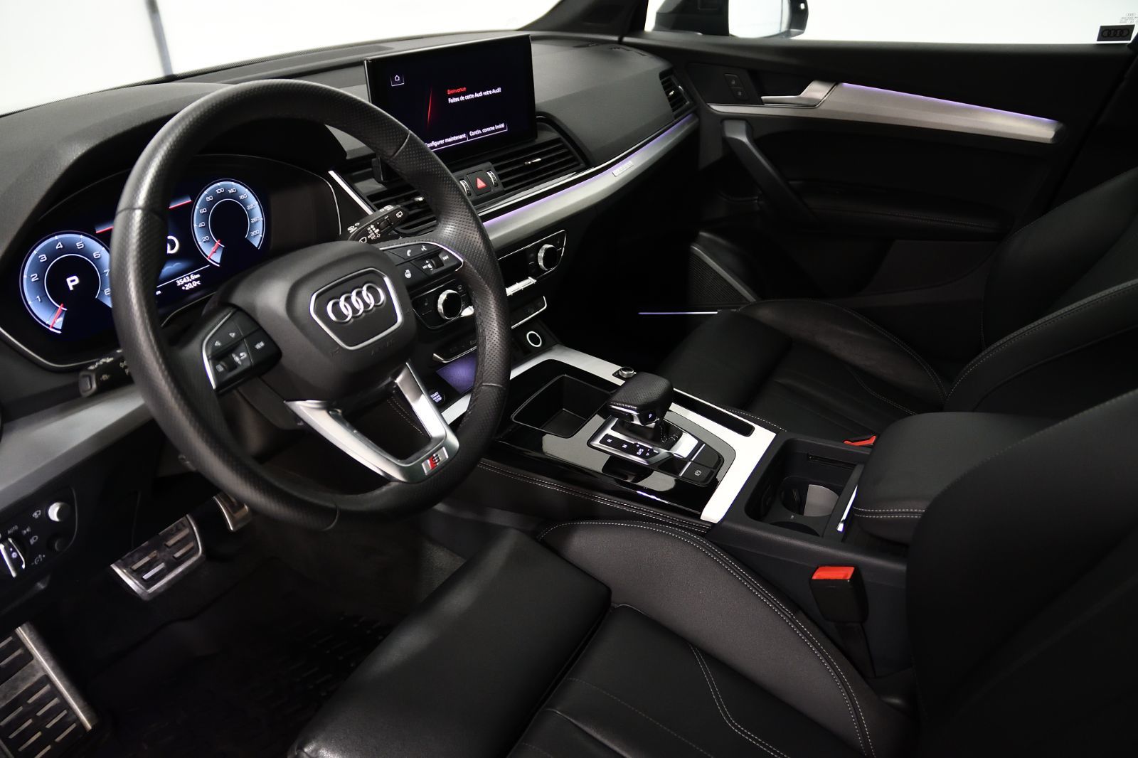 Audi Q5  2024 à St-Bruno, Québec
