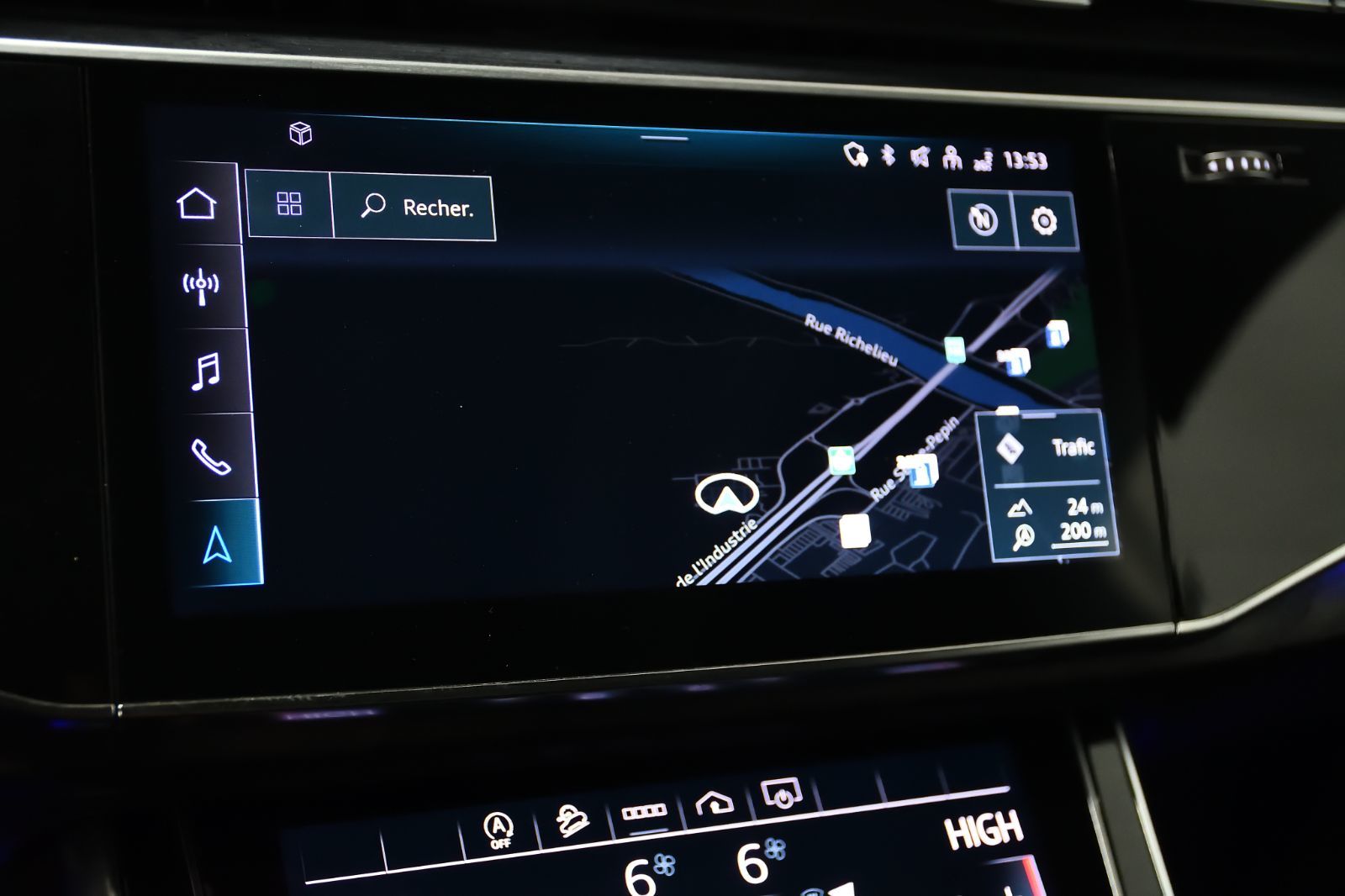 Audi Q7  2022 à St-Bruno, Québec