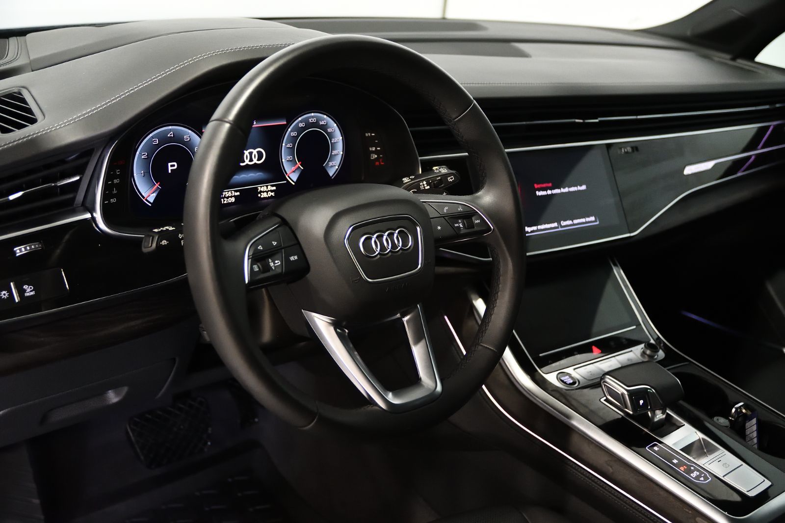 Audi Q7  2023 à St-Bruno, Québec