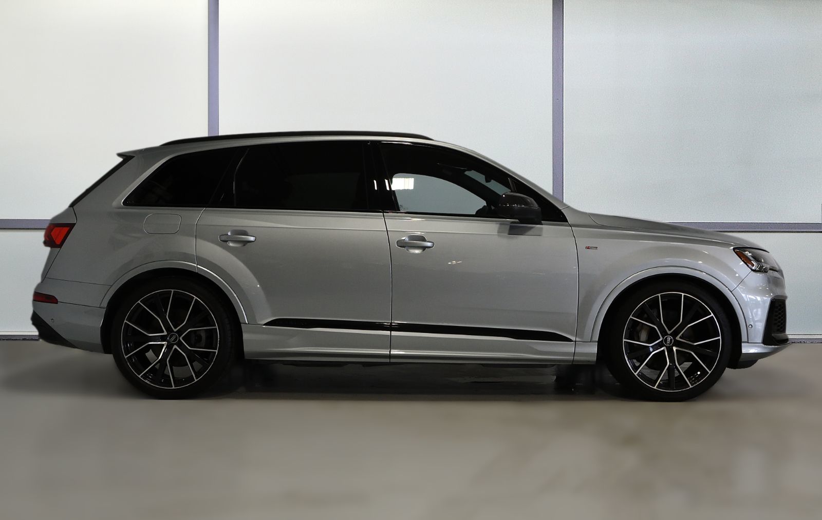 Audi Q7  2023 à St-Bruno, Québec