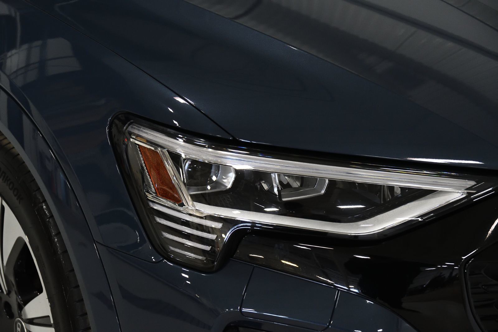 2024 Audi Q8 e-tron Sportback in St-Bruno, Quebec