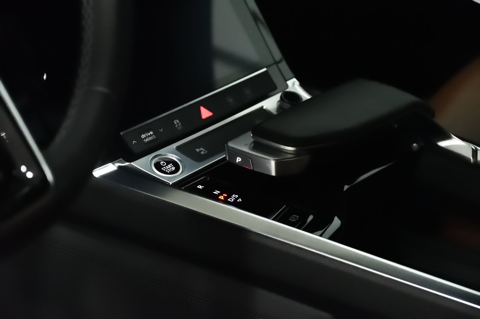 2024 Audi Q8 e-tron Sportback in St-Bruno, Quebec