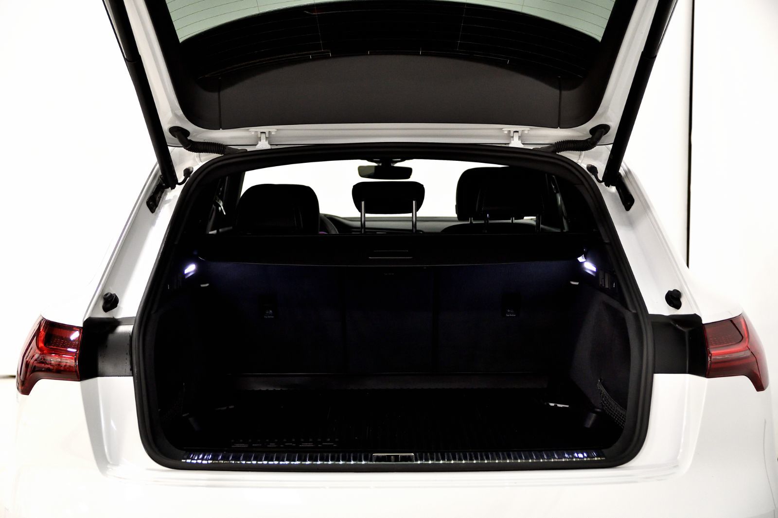 2024 Audi Q8 e-tron in St-Bruno, Quebec