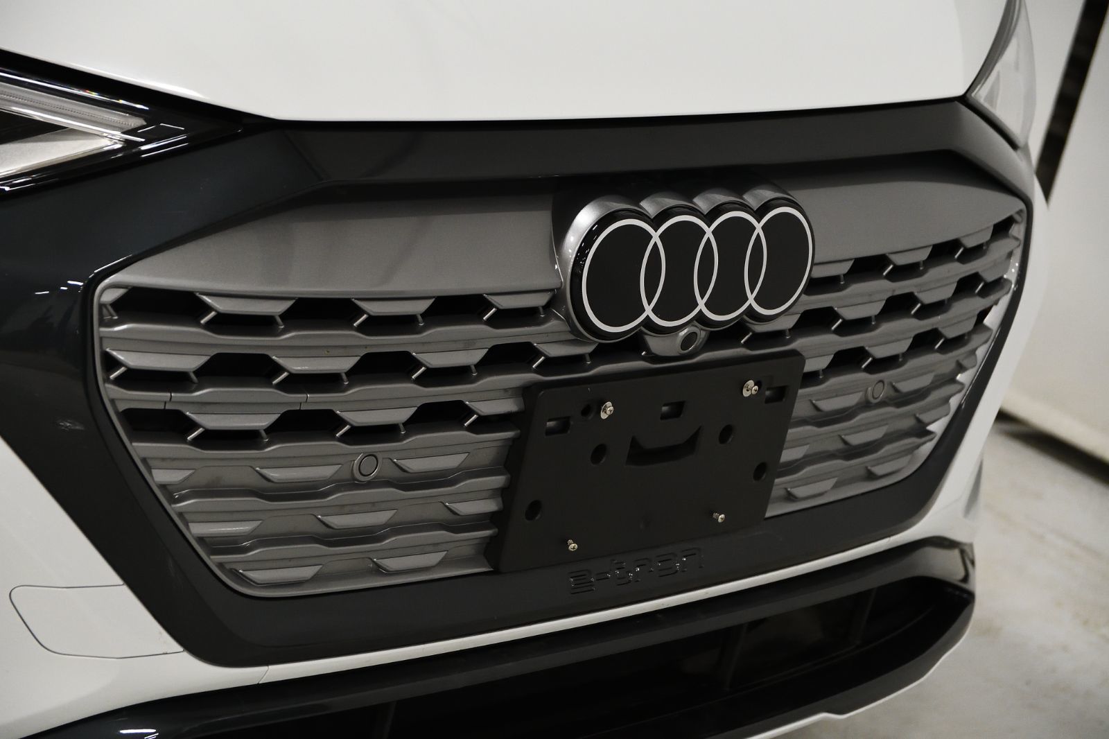 2024 Audi Q8 e-tron in St-Bruno, Quebec