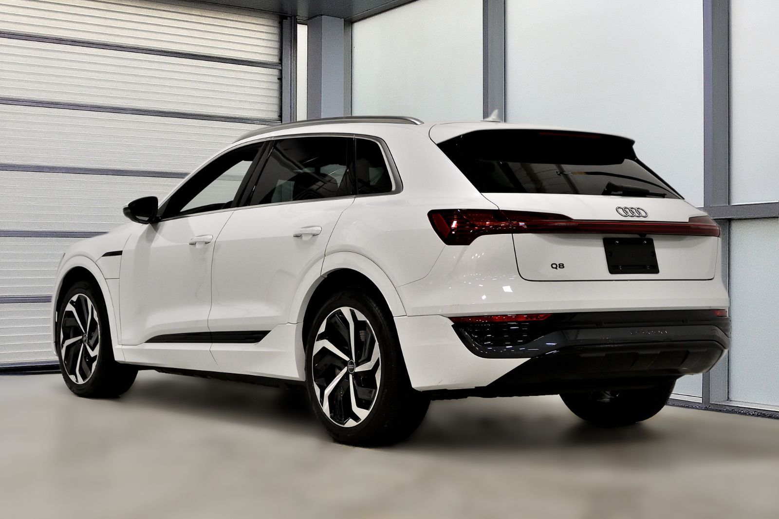 2024 Audi Q8 e-tron in St-Bruno, Quebec