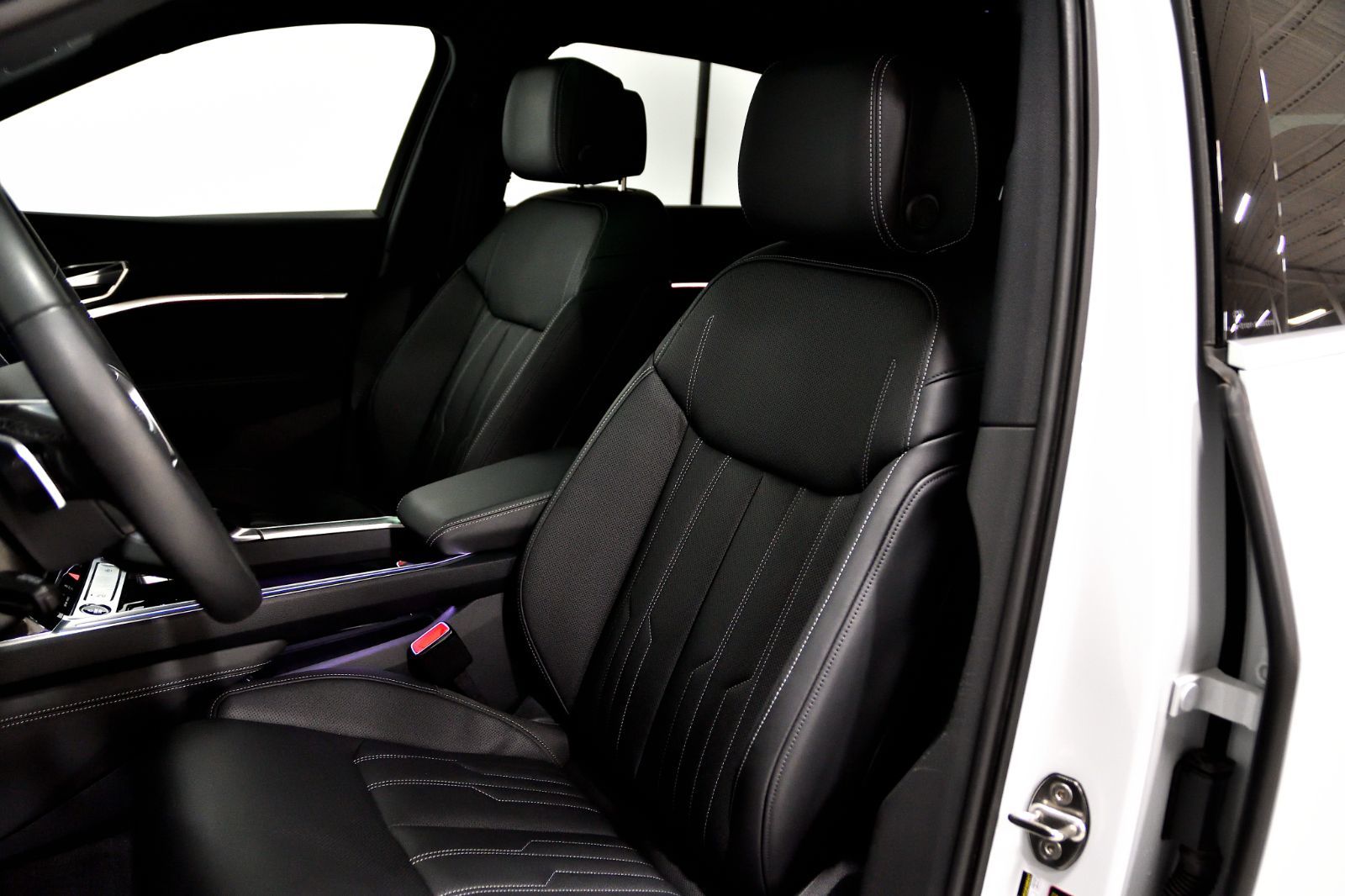 2024 Audi Q8 e-tron in St-Bruno, Quebec