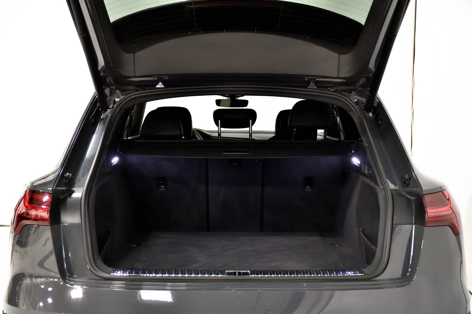 Audi Q8 e-tron  2024 à St-Bruno, Québec