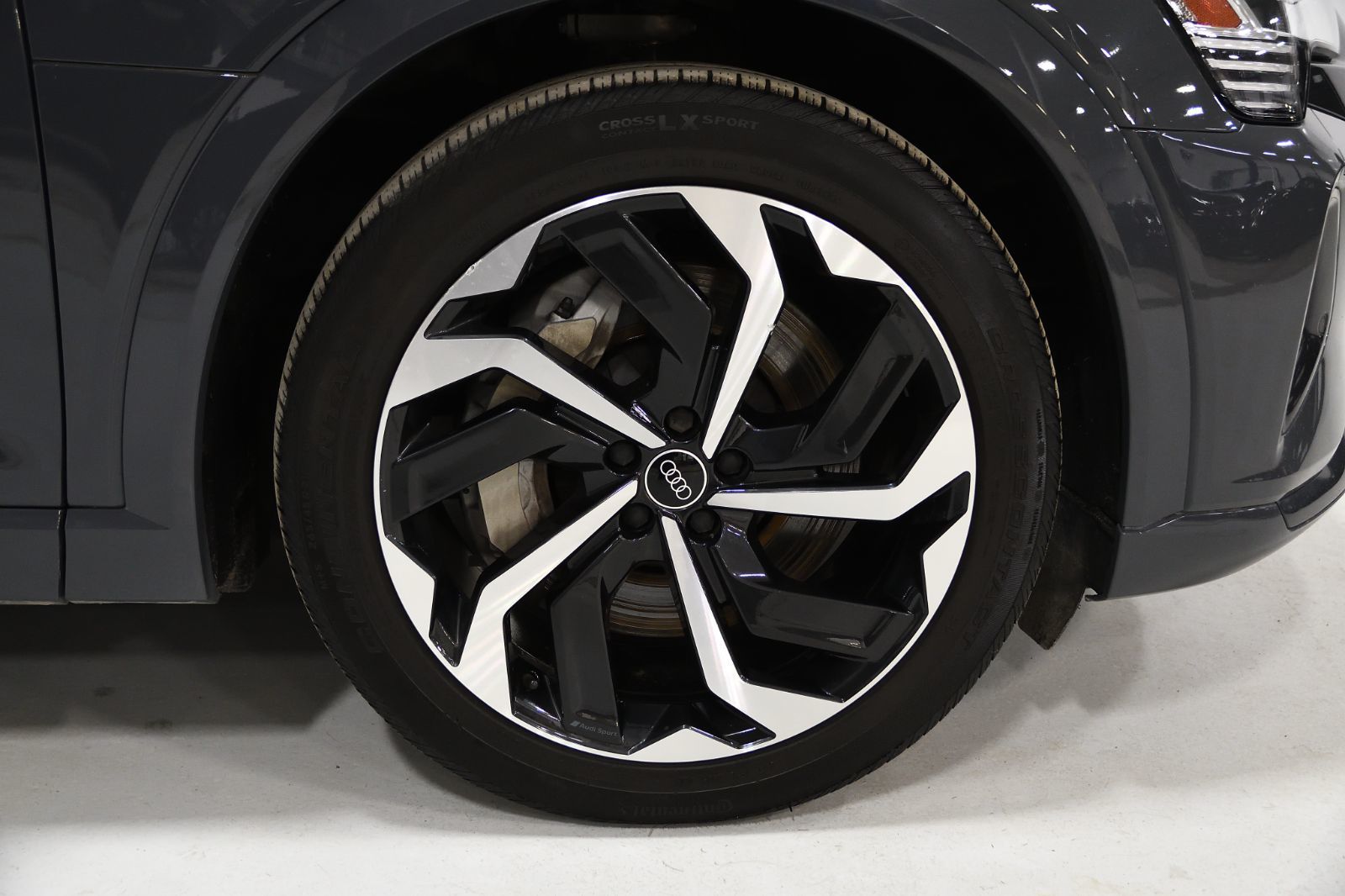 Audi Q8 e-tron  2024 à St-Bruno, Québec