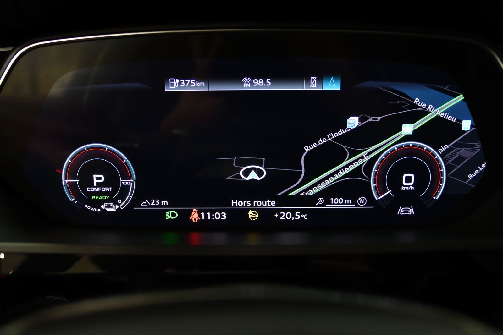 Audi Q8 e-tron  2024 à St-Bruno, Québec