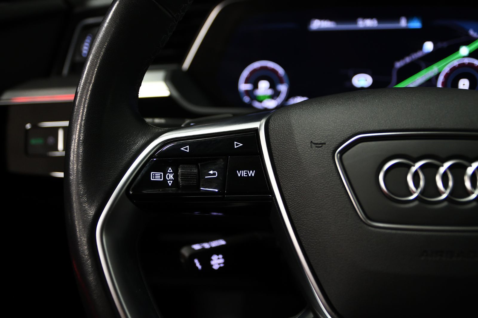 Audi Q8 e-tron  2024 à St-Bruno, Québec