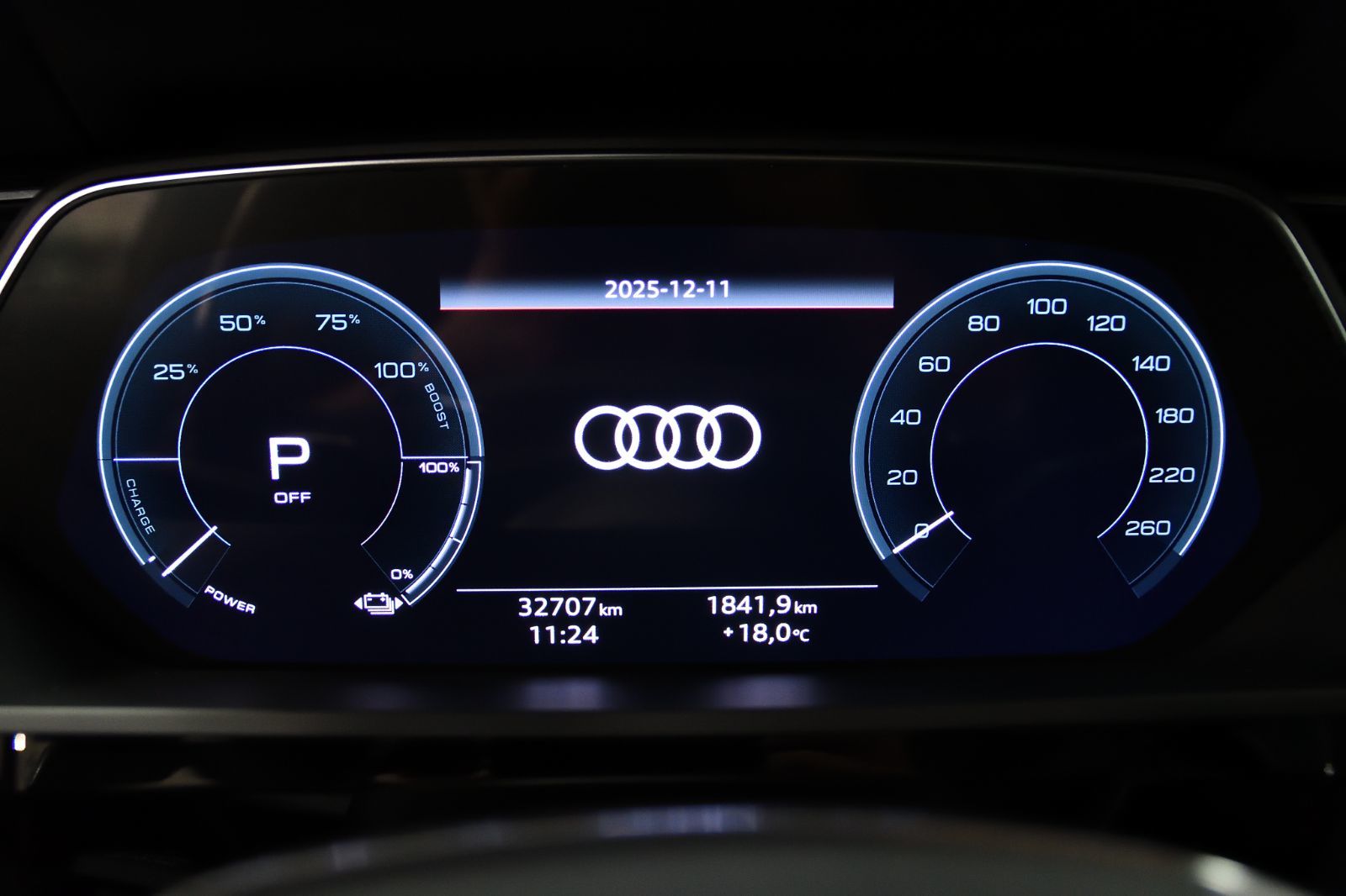 Audi Q8 e-tron  2024 à St-Bruno, Québec