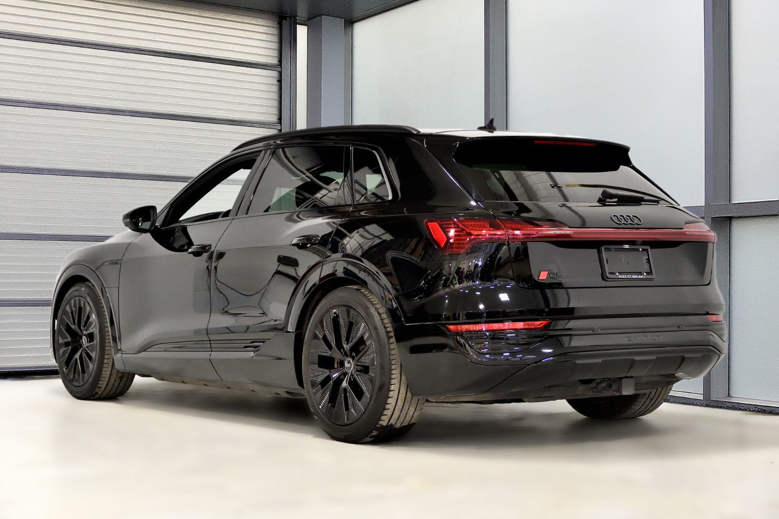 Audi Q8 e-tron  2024 à St-Bruno, Québec