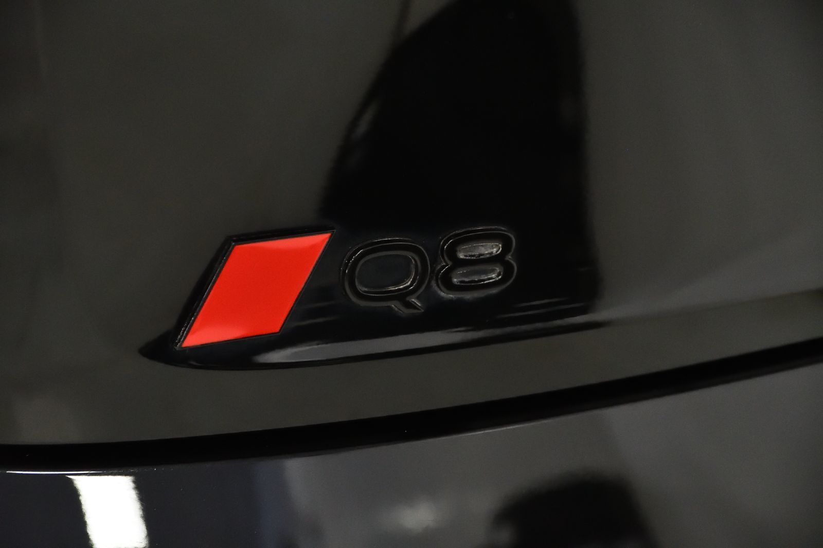 Audi Q8 e-tron  2024 à St-Bruno, Québec