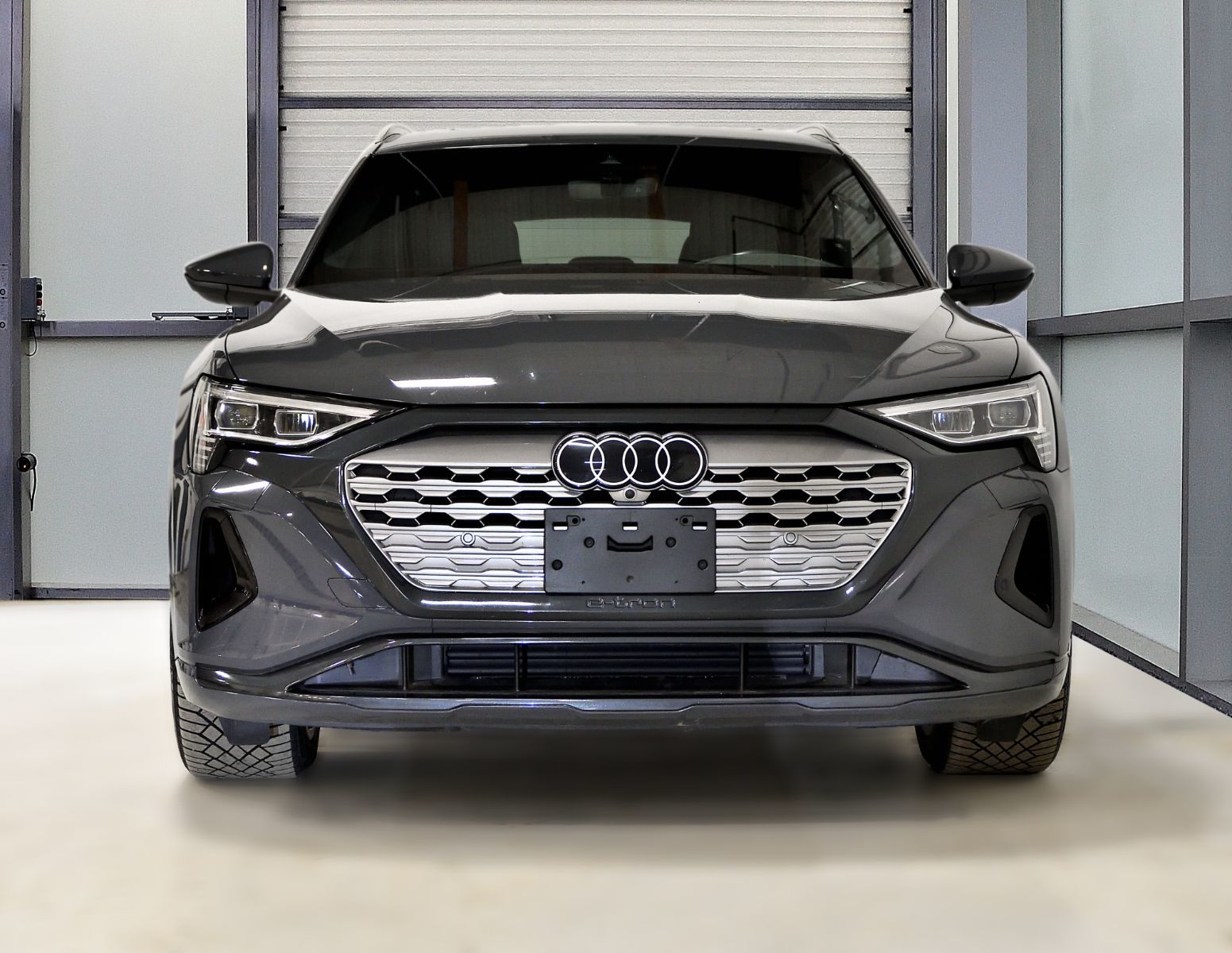 2024 Audi Q8 e-tron in St-Bruno, Quebec