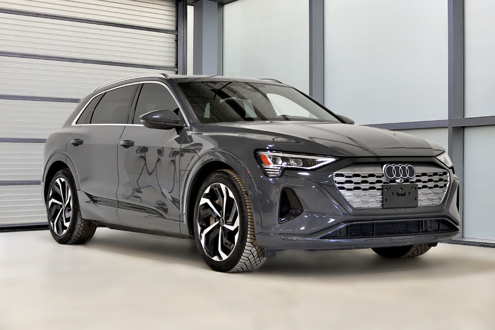 2024 Audi Q8 e-tron in St-Bruno, Quebec