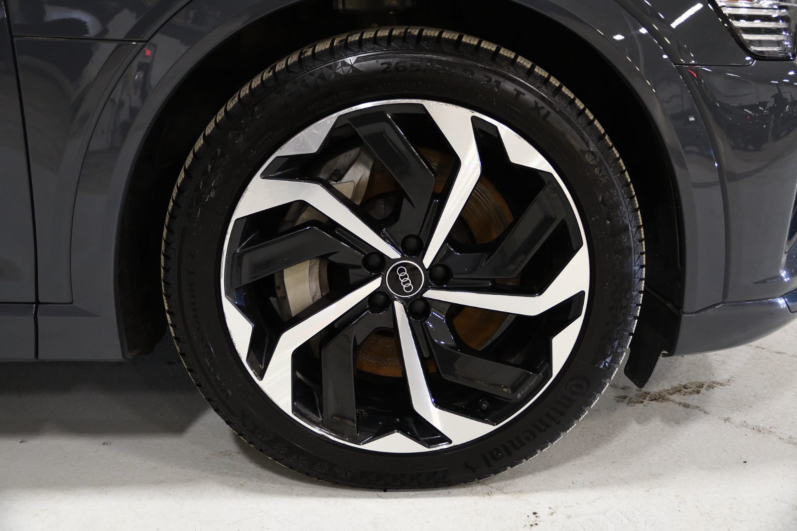 2024 Audi Q8 e-tron in St-Bruno, Quebec