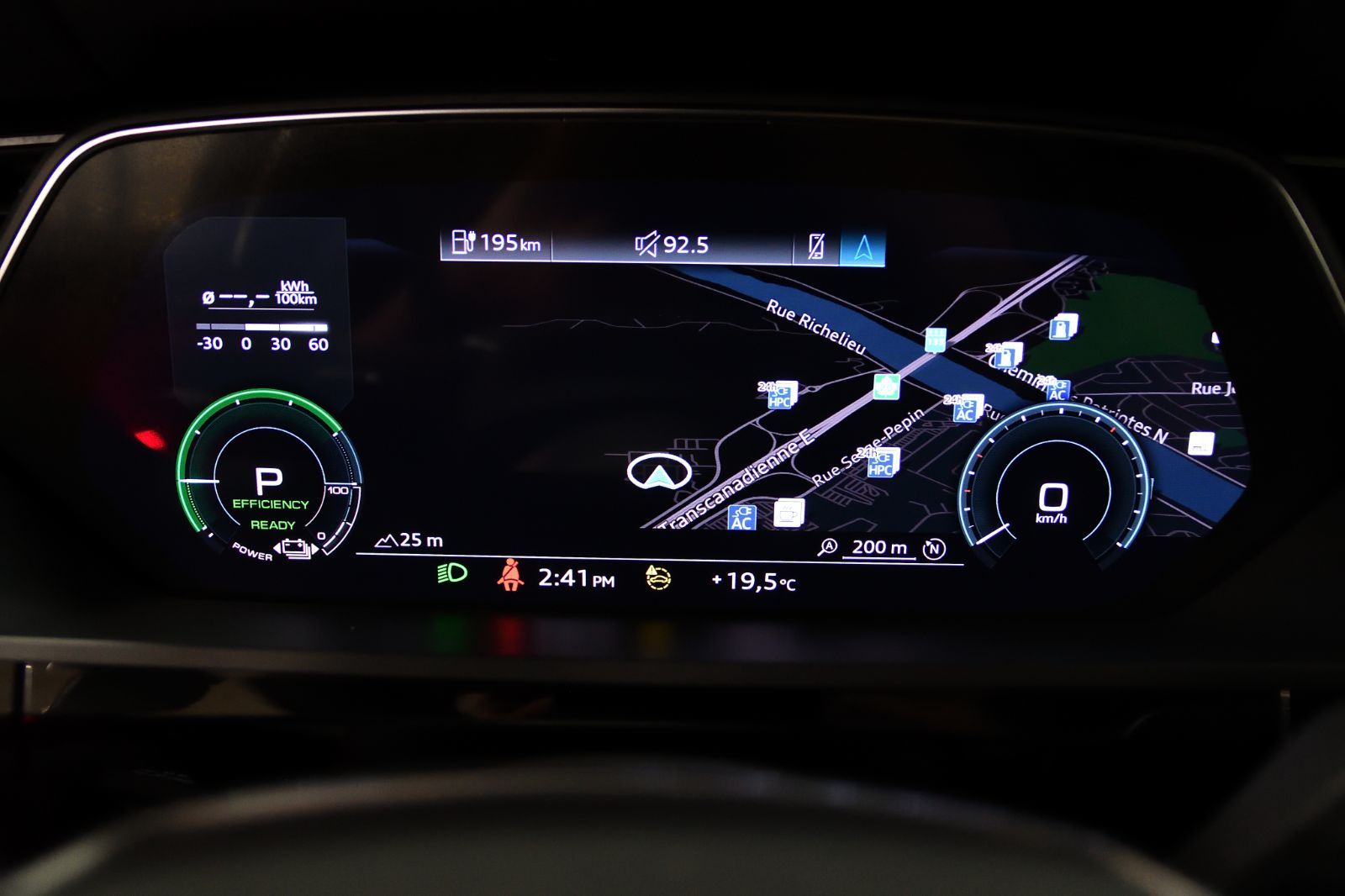 2024 Audi Q8 e-tron in St-Bruno, Quebec