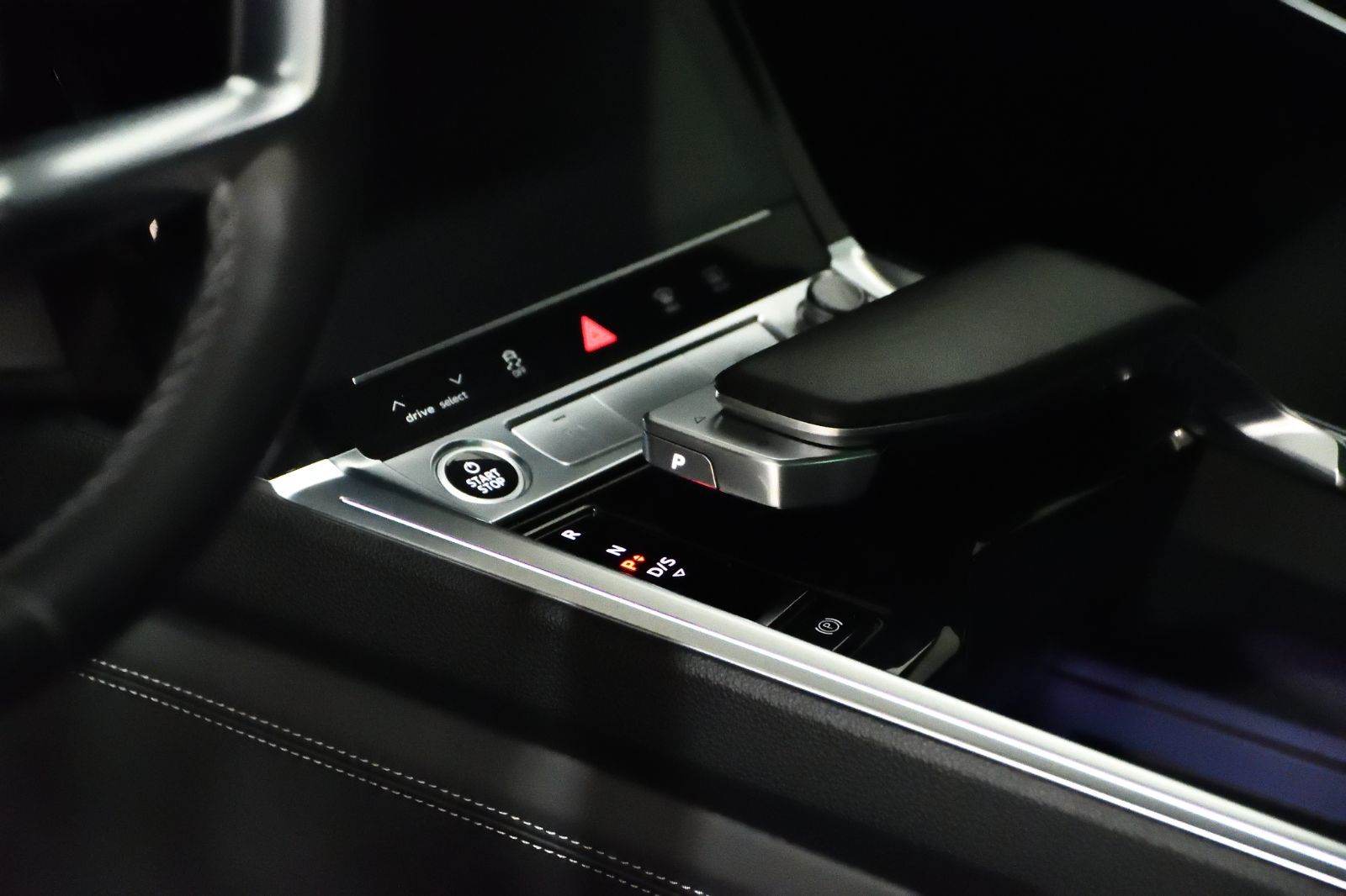 2024 Audi Q8 e-tron in St-Bruno, Quebec