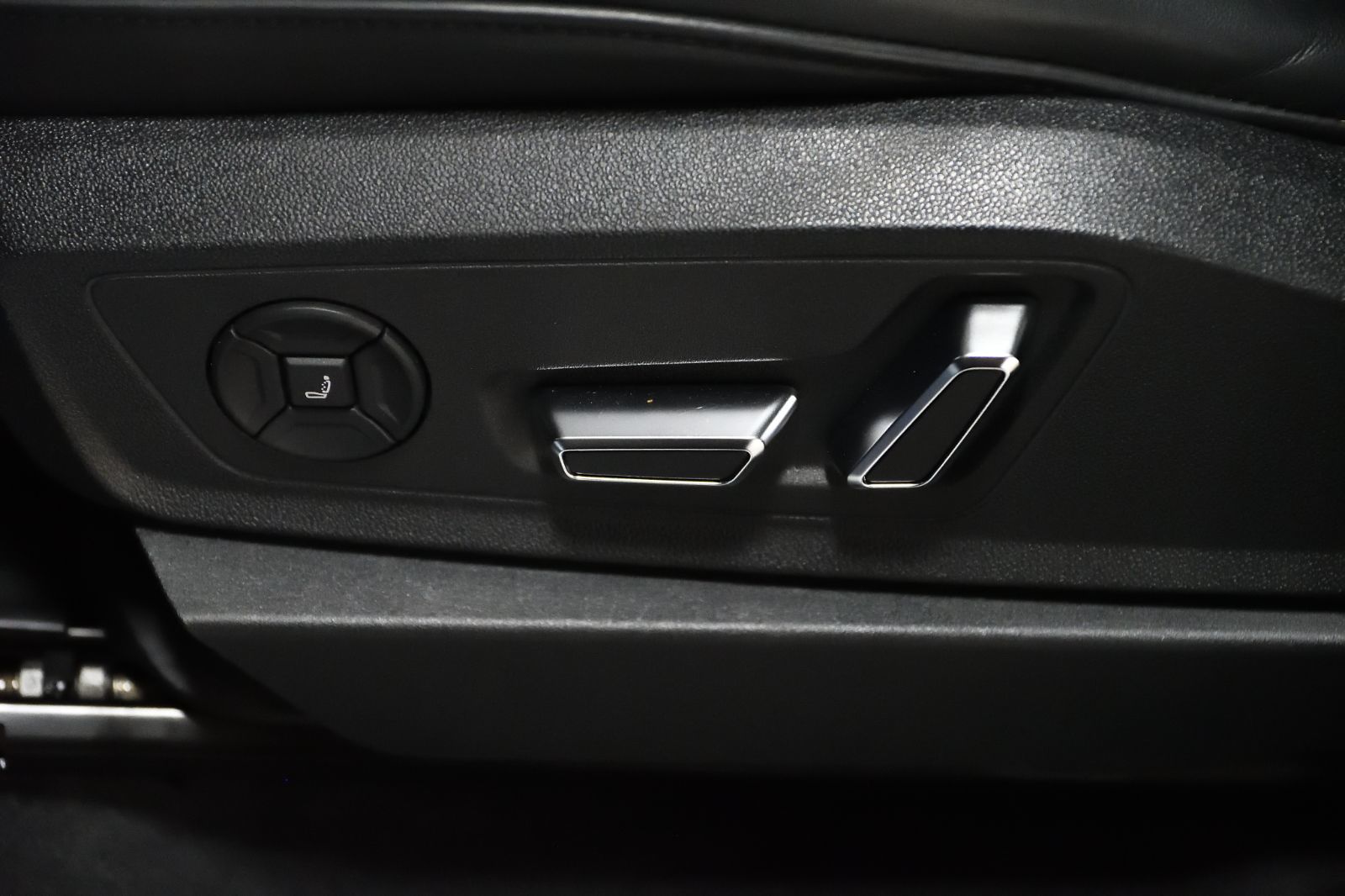 2024 Audi Q8 e-tron in St-Bruno, Quebec