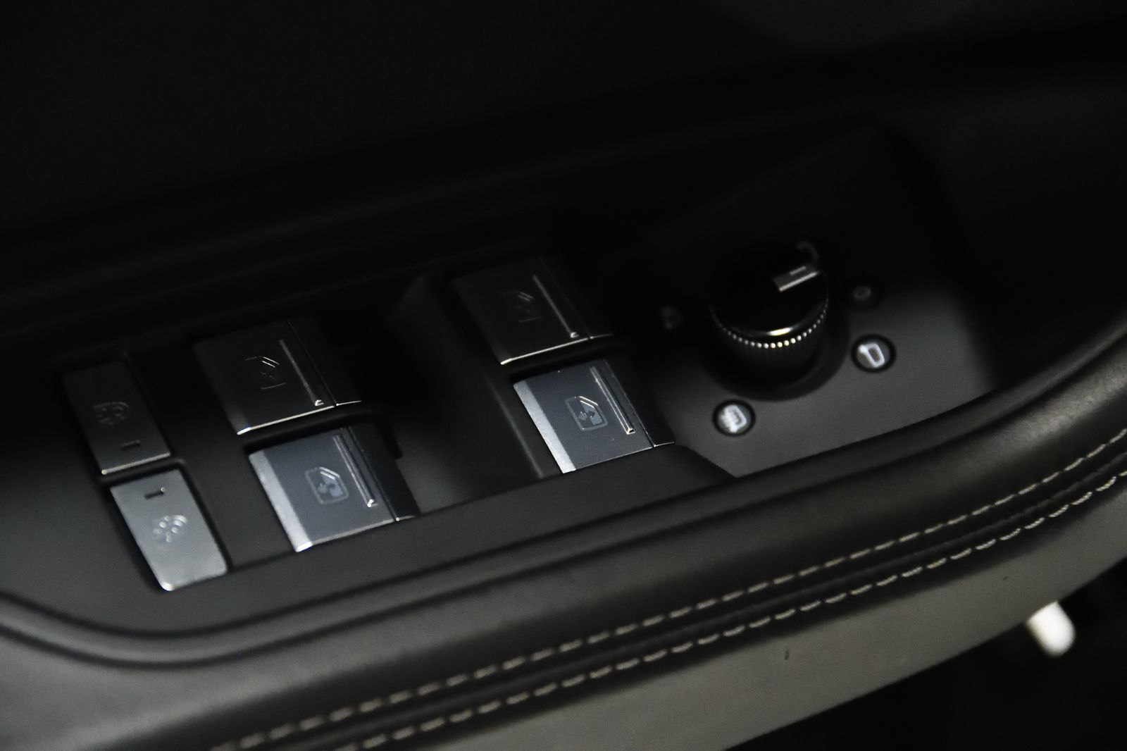 2024 Audi Q8 e-tron in St-Bruno, Quebec