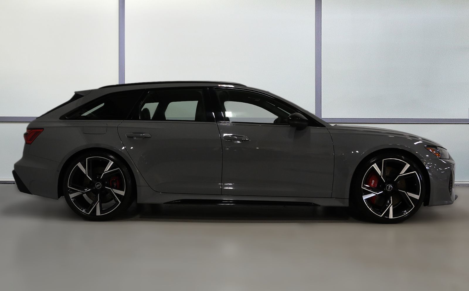 Audi RS 6 Avant  2021 à St-Bruno, Québec