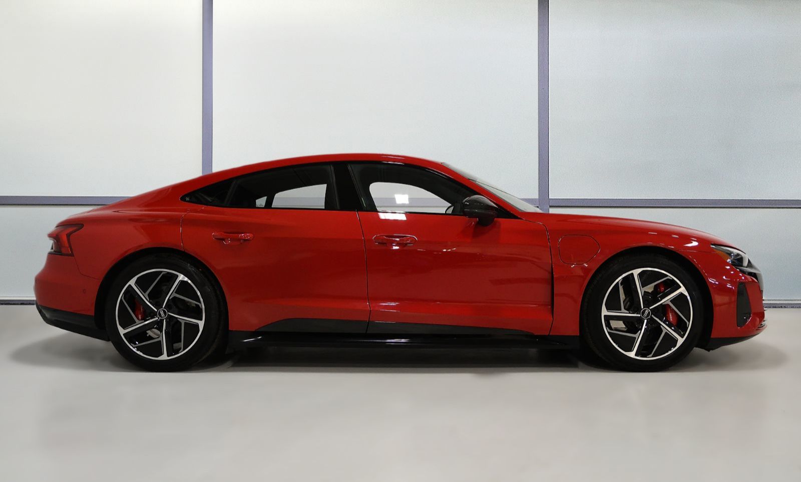 2022 Audi RS e-tron GT in St-Bruno, Quebec