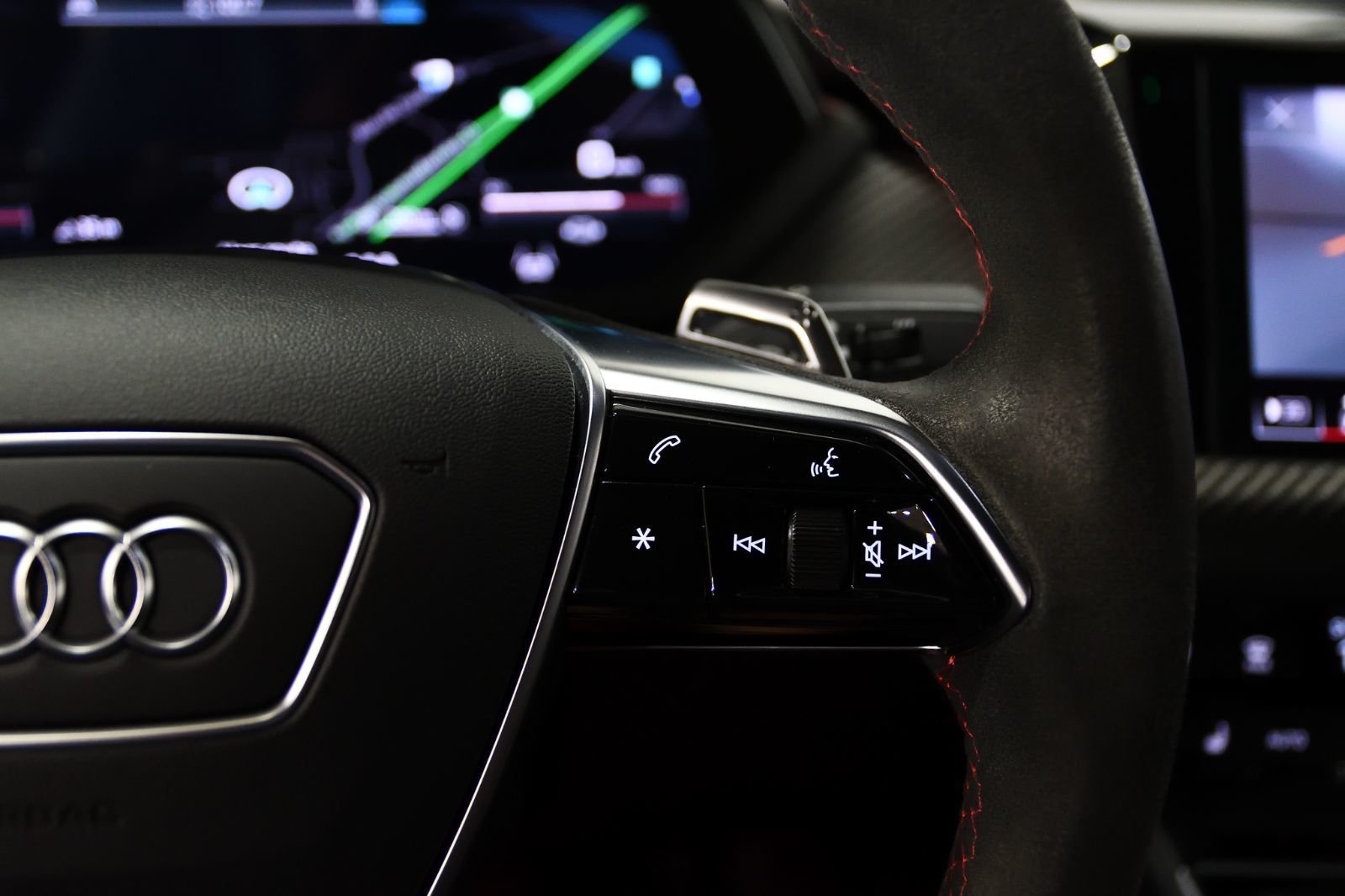 2022 Audi RS e-tron GT in St-Bruno, Quebec