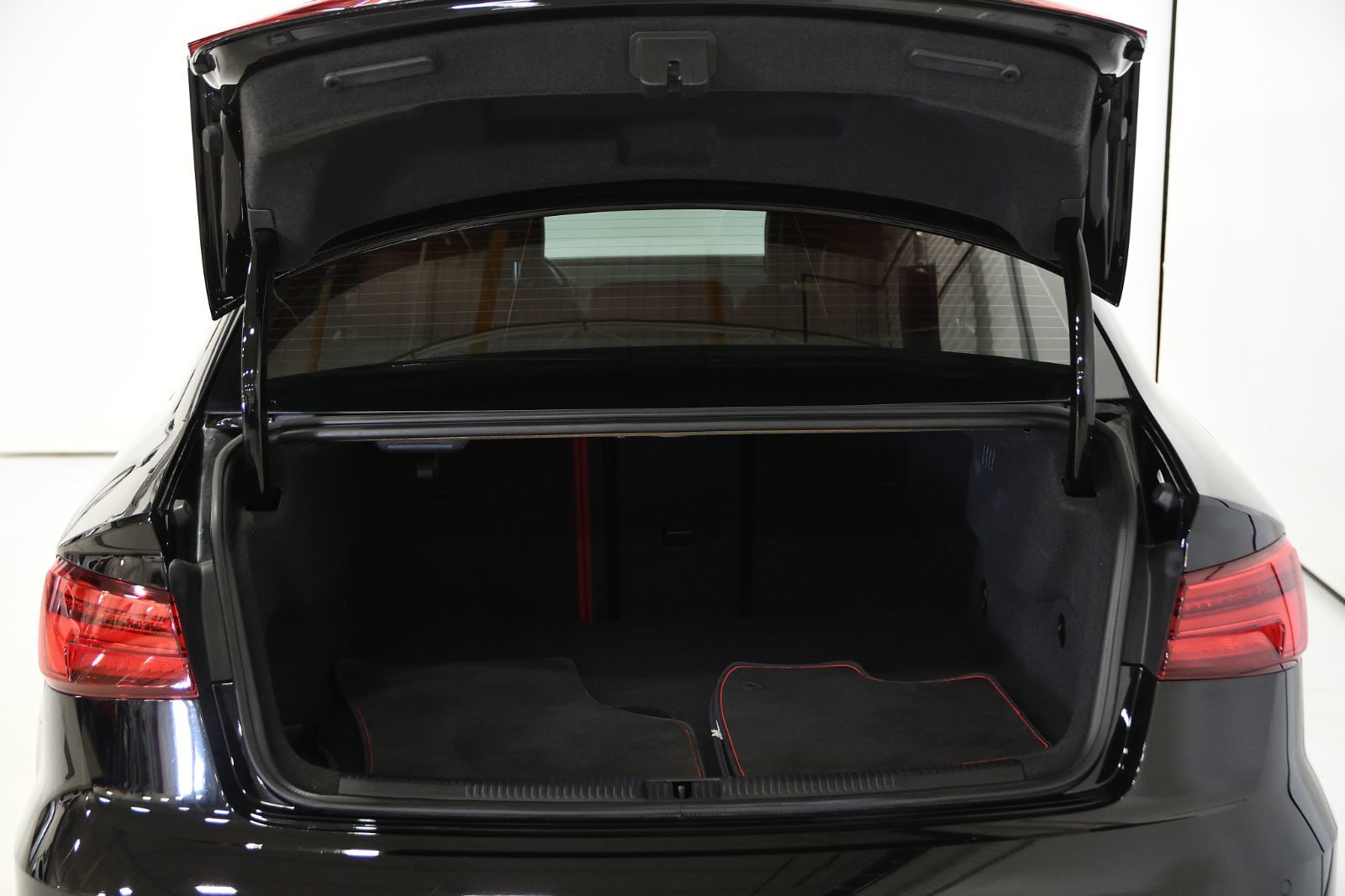 2019 Audi S3 SEDAN in St-Bruno, Quebec