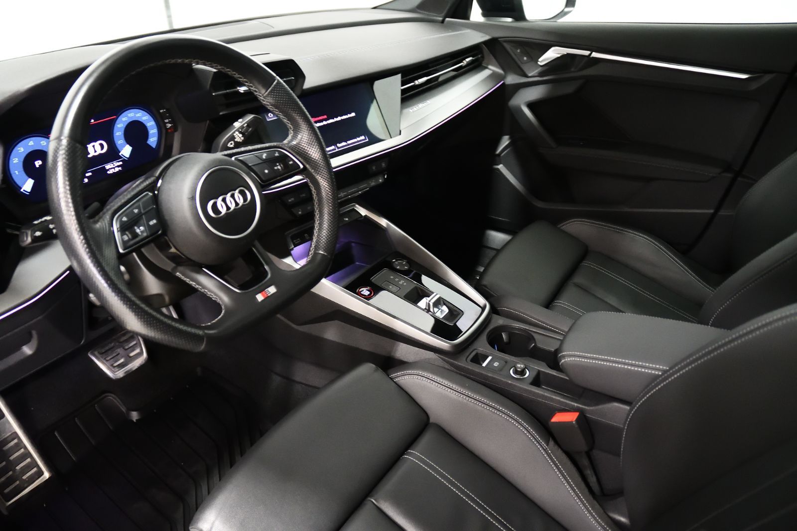 Audi S3 Sedan  2023 à St-Bruno, Québec