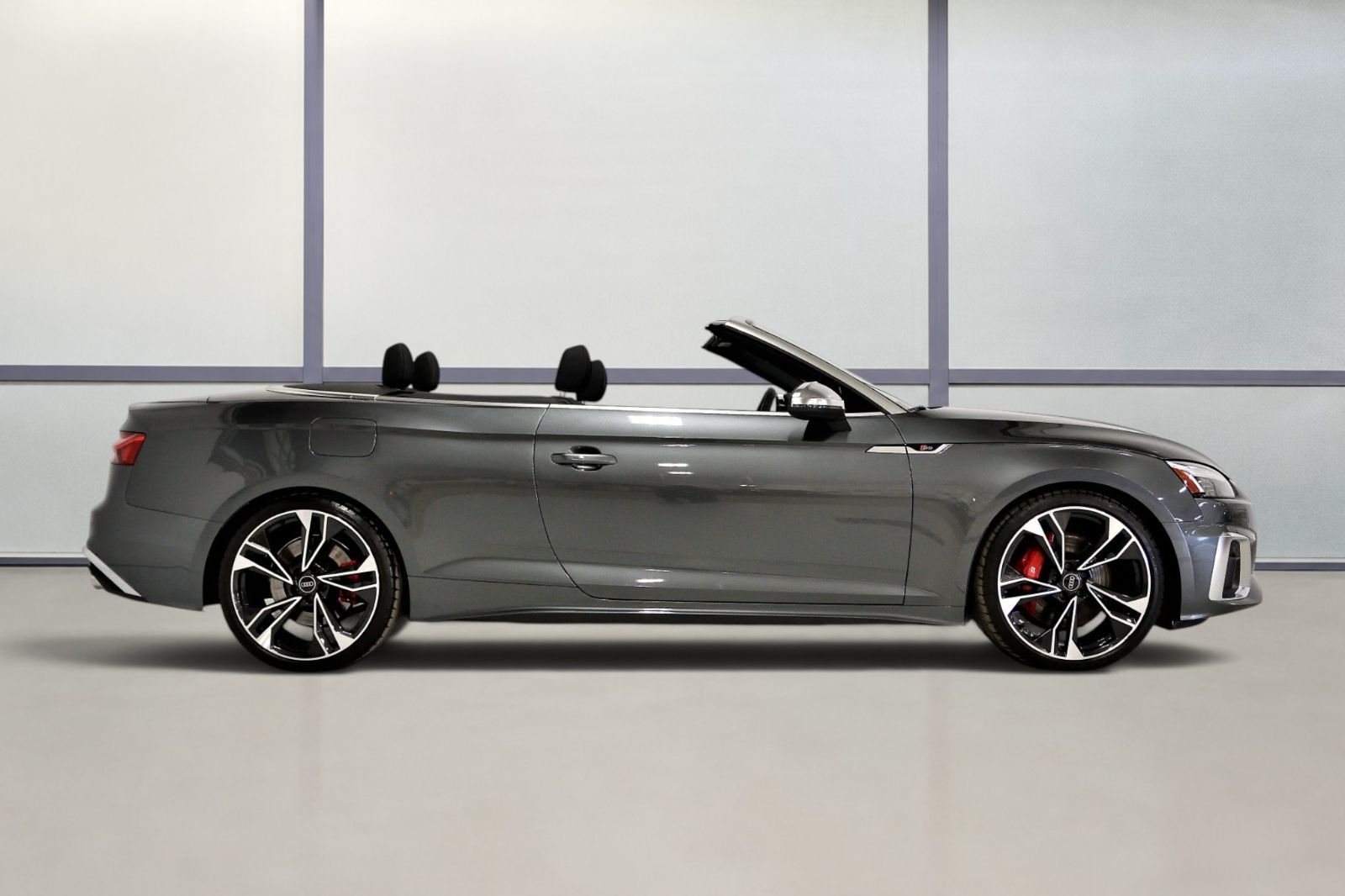 2023 Audi S5 Cabriolet in St-Bruno, Quebec