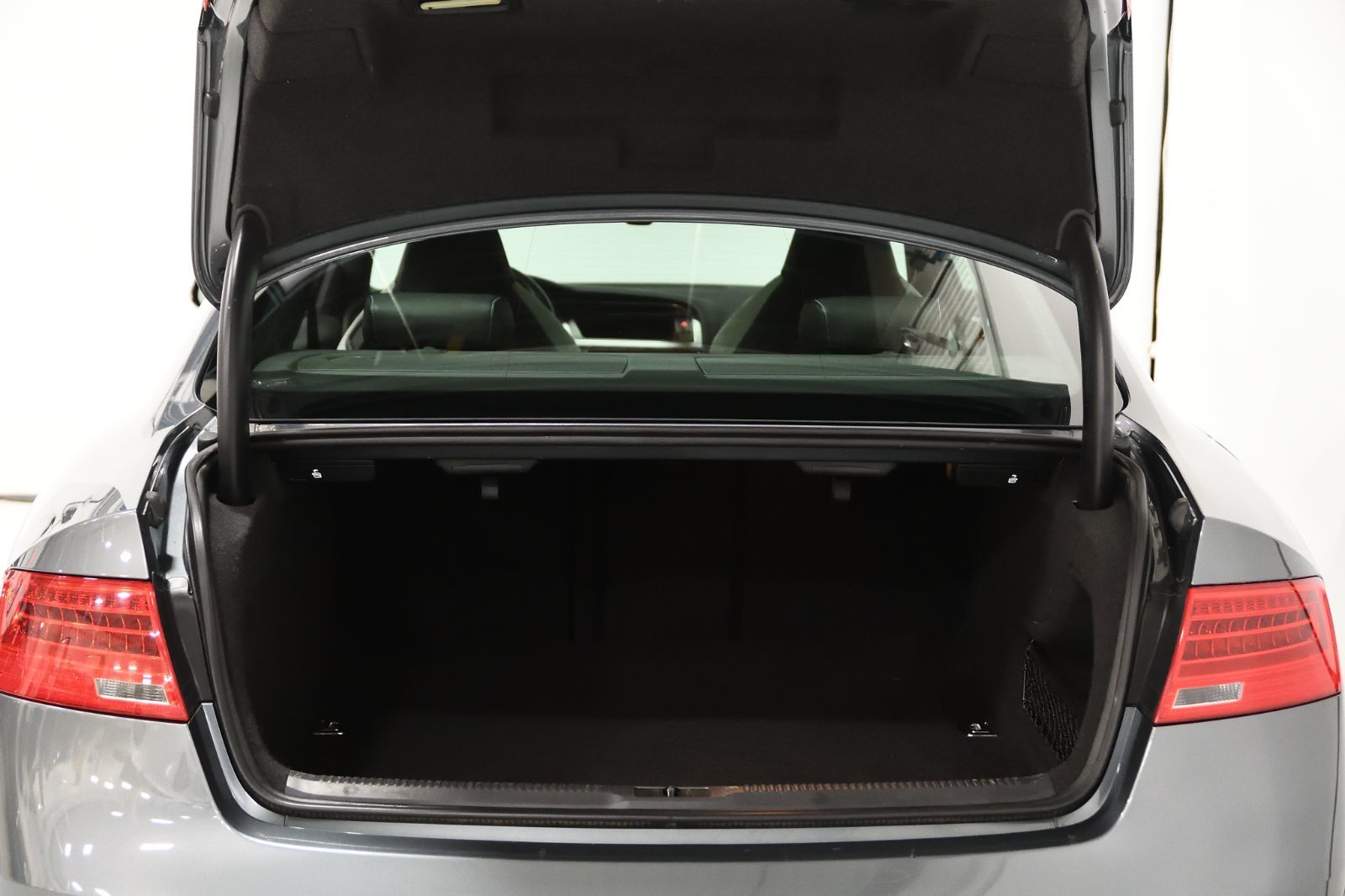 2014 Audi S5 in St-Bruno, Quebec