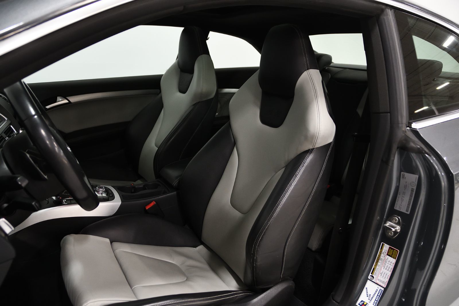 2014 Audi S5 in St-Bruno, Quebec