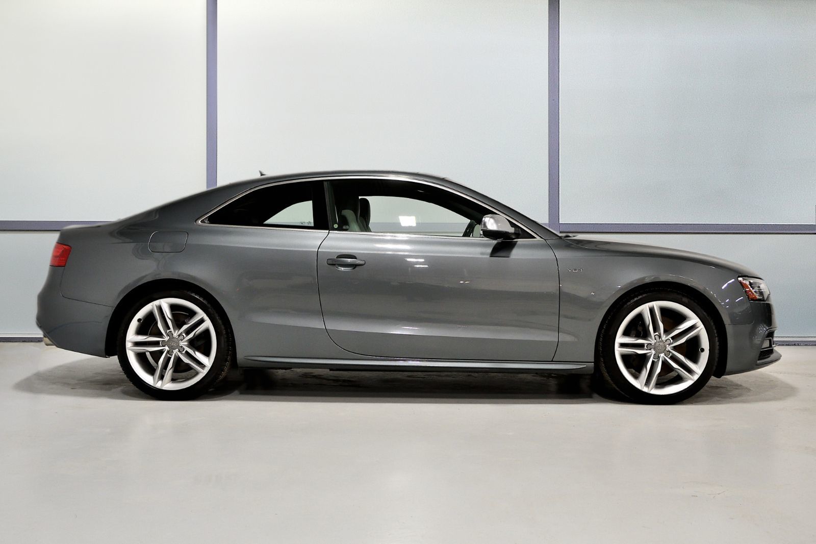 2014 Audi S5 in St-Bruno, Quebec